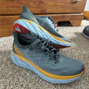 Hoka Clifton 8